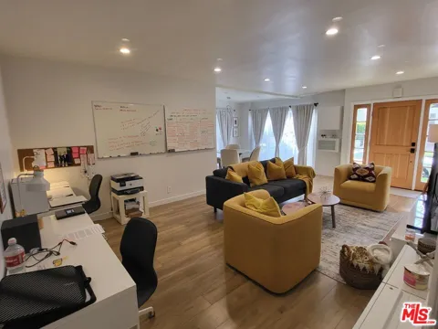 450 S Rexford Drive