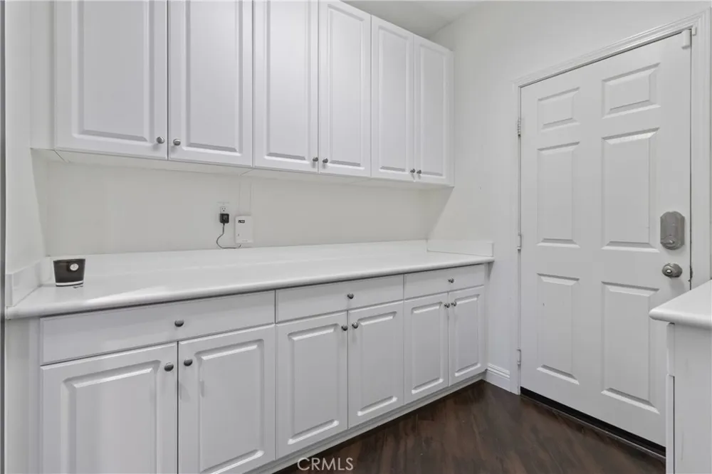 3101 Camino Hermanos Lancaster, CA 93536