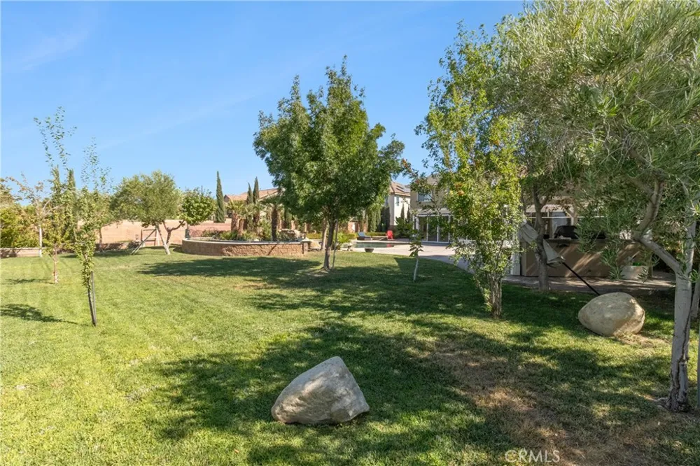 3101 Camino Hermanos Lancaster, CA 93536