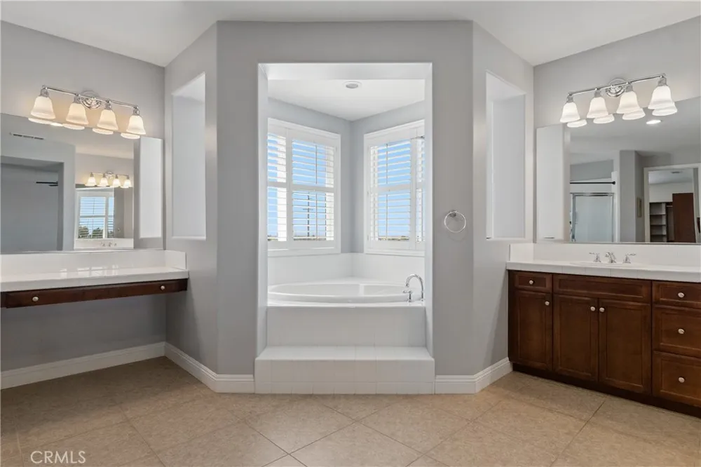 3101 Camino Hermanos Lancaster, CA 93536