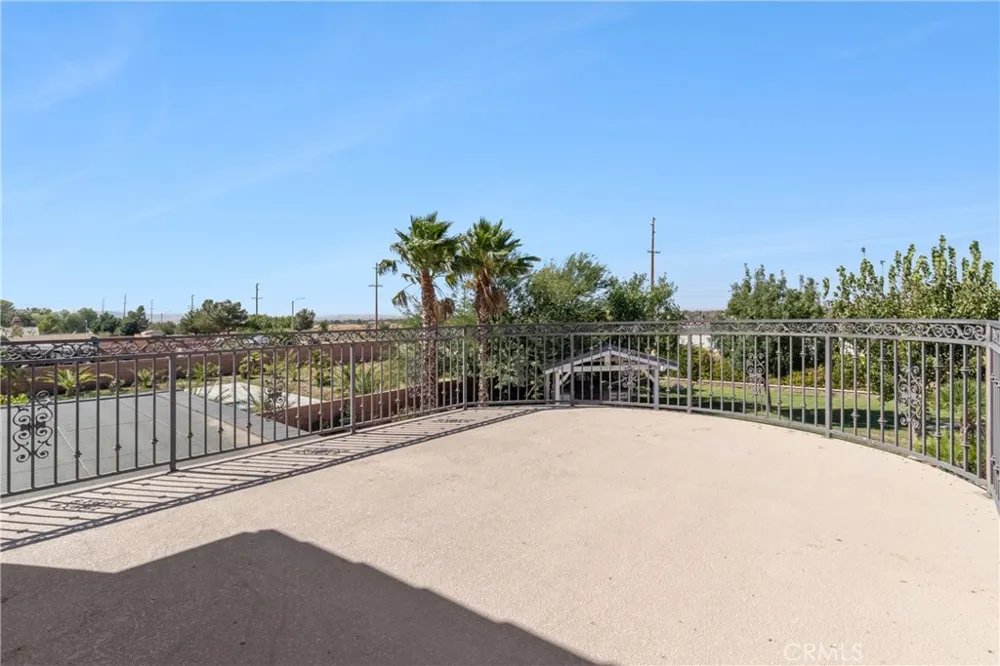 3101 Camino Hermanos Lancaster, CA 93536