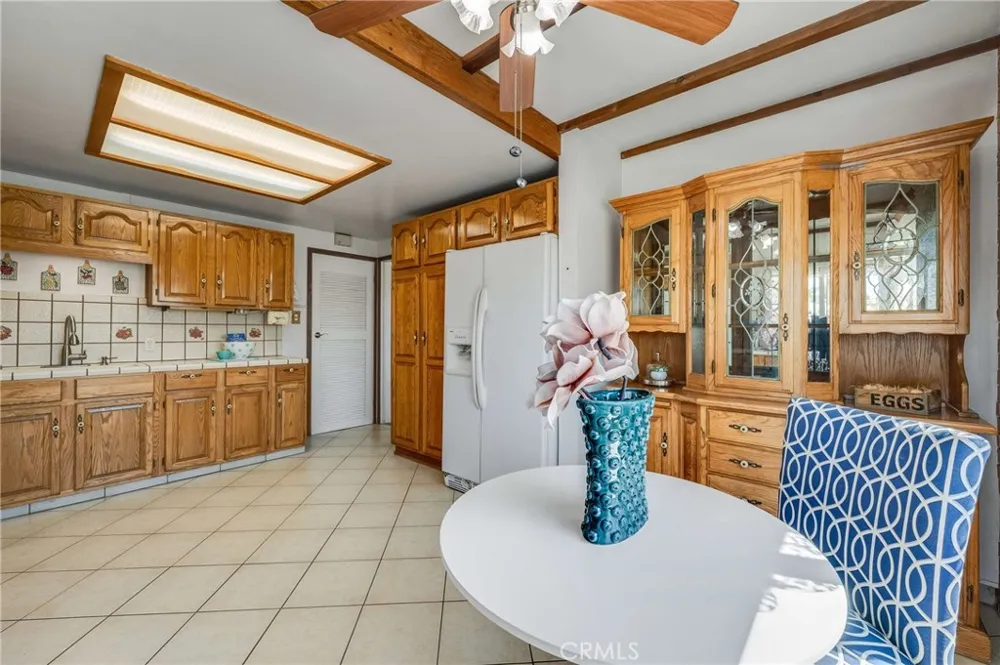 5031 Raton Long Beach, CA 90807