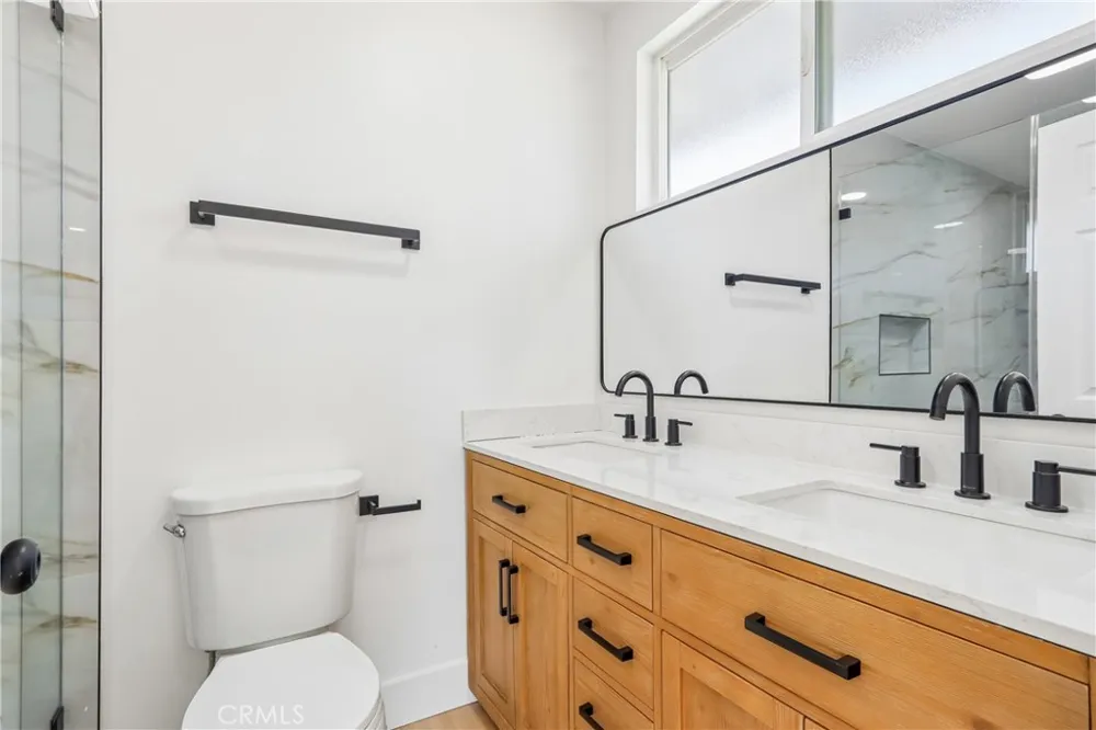10007 Debra Ave Granada Hills, CA 91343