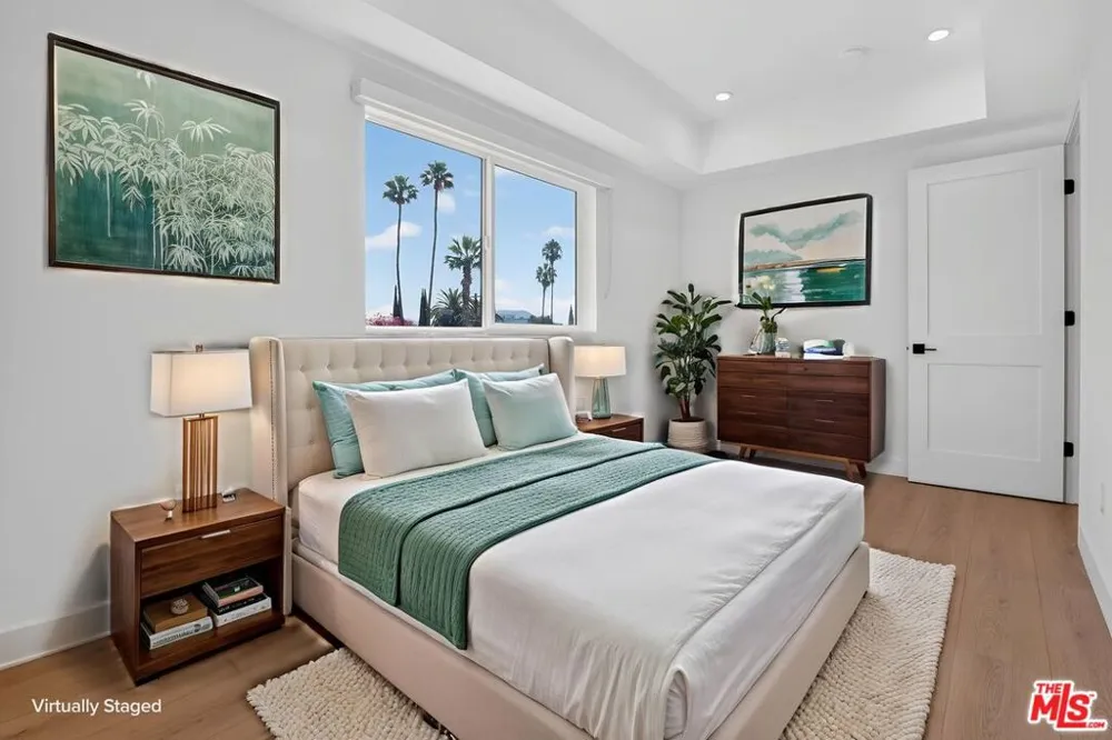 11304 Collins Street ##2 Los Angeles, CA 91601