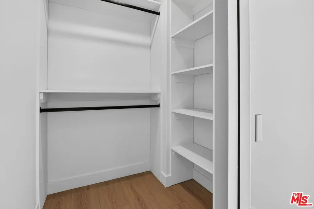 11304 Collins Street ##2 Los Angeles, CA 91601