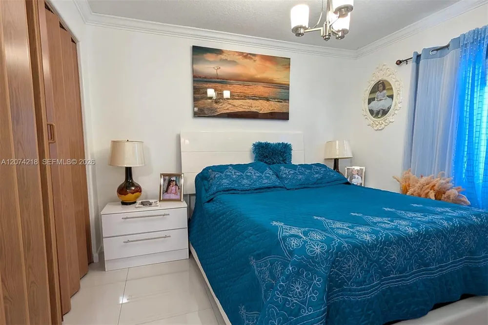 11005 W Okeechobee Rd #102 Hialeah Gardens, FL 33018