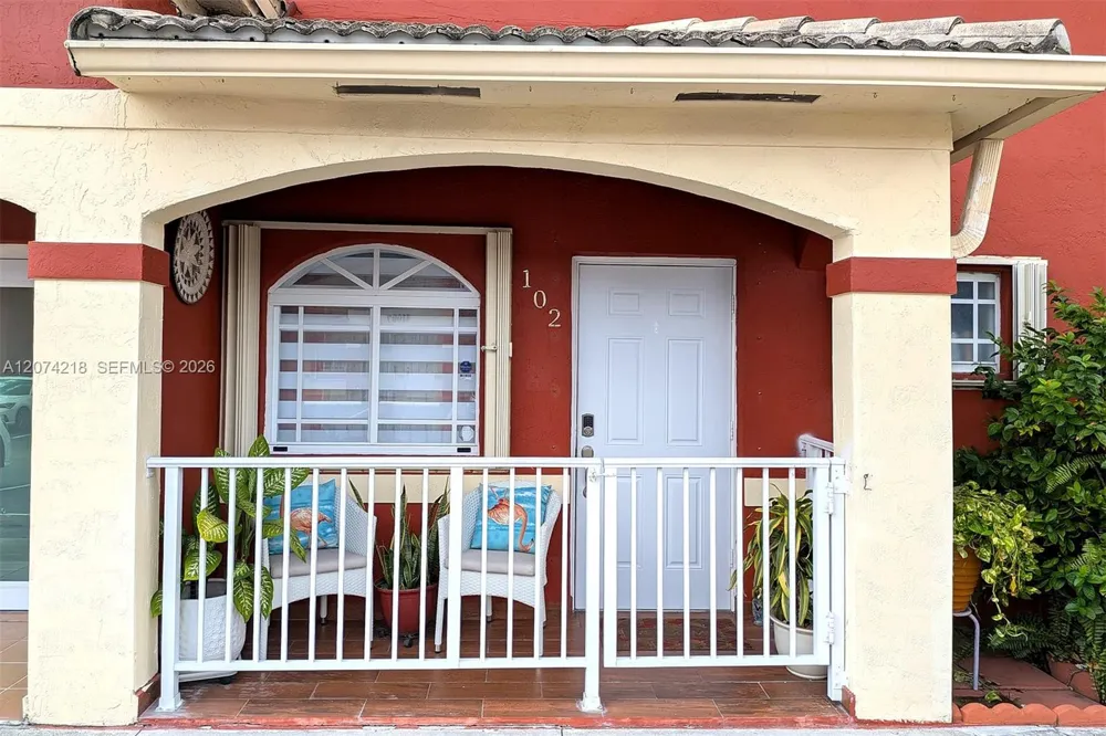 11005 W Okeechobee Rd #102 Hialeah Gardens, FL 33018