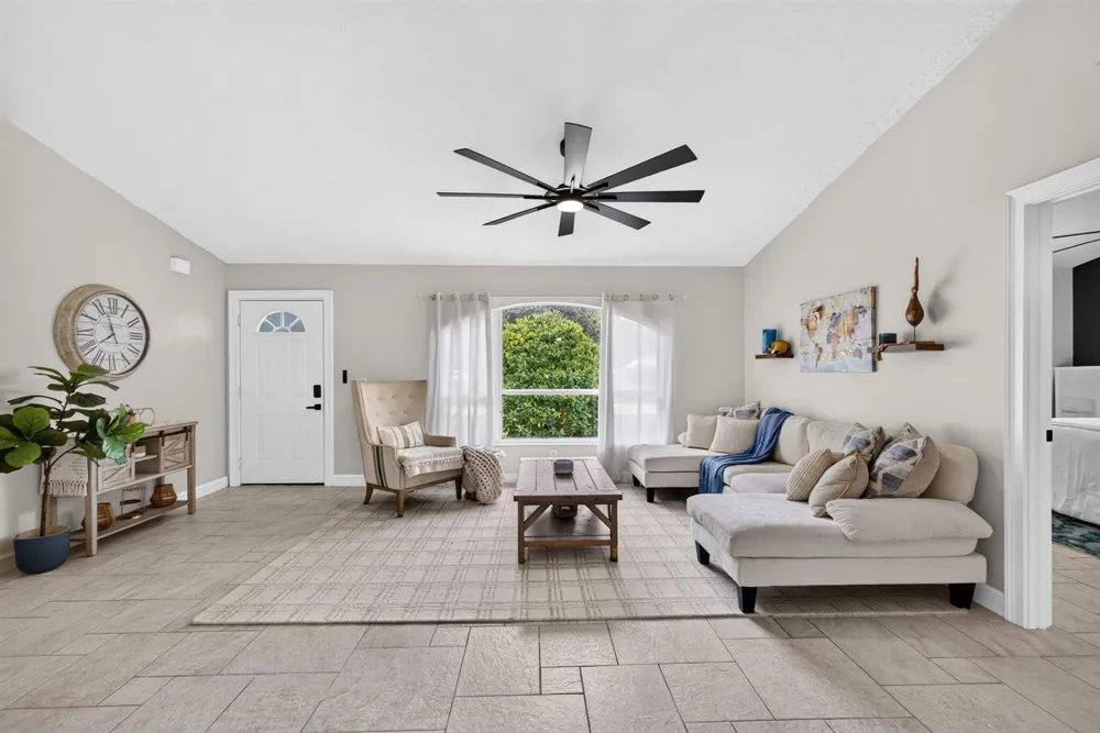 8545 101ST AVENUE Vero Beach, FL 32967