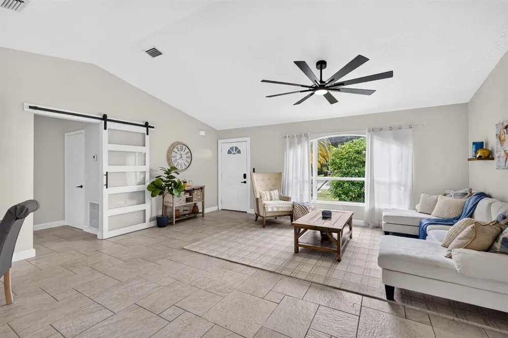 8545 101ST AVENUE Vero Beach, FL 32967