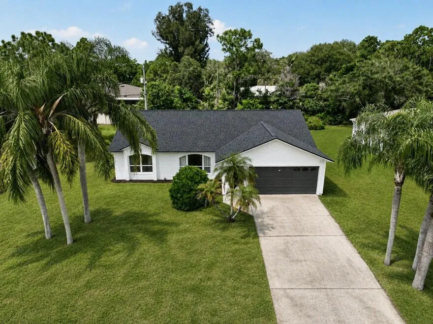 8545 101ST AVENUE Vero Beach, FL 32967