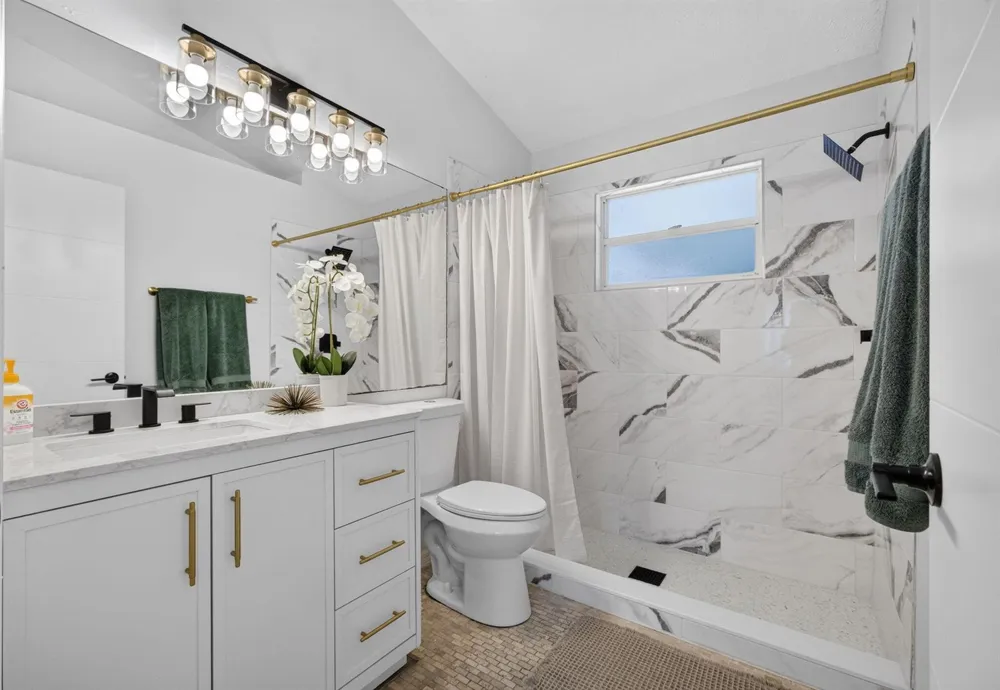 8545 101ST AVENUE Vero Beach, FL 32967