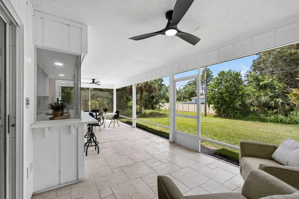 8545 101ST AVENUE Vero Beach, FL 32967