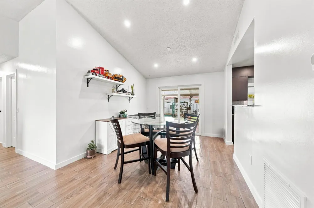 11351 NW 37TH PLACE Sunrise, FL 33323