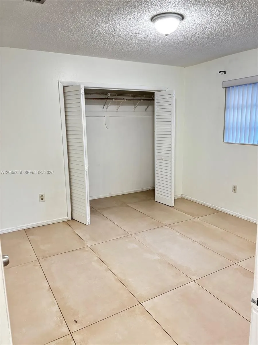 5919 SW 4th St #0 Miami, FL 33144