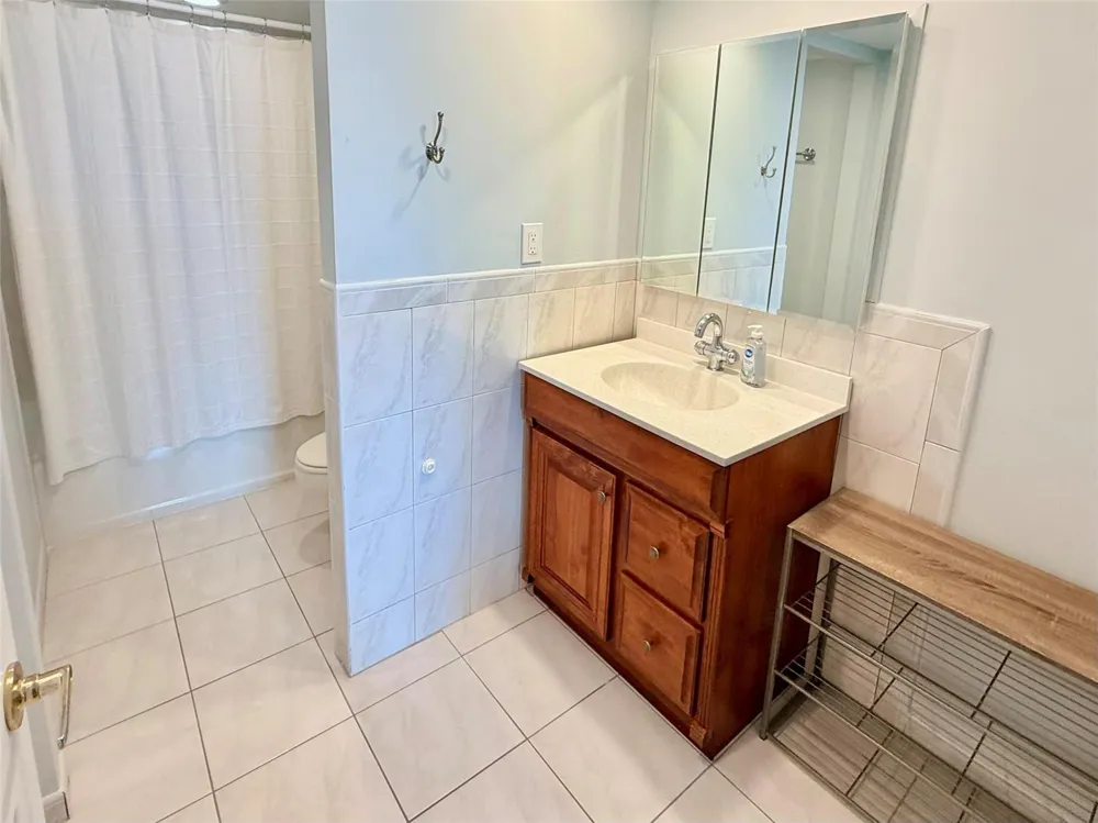 800 SE 20TH AVENUE #203 Deerfield Beach, FL 33441