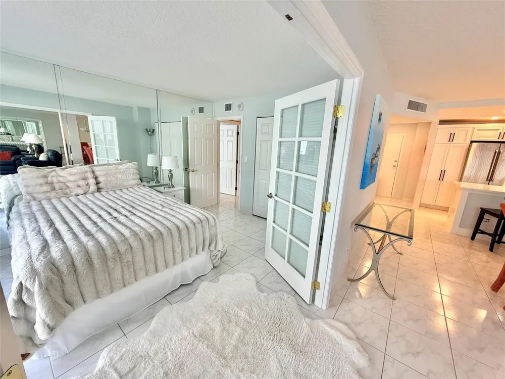 800 SE 20TH AVENUE #203 Deerfield Beach, FL 33441