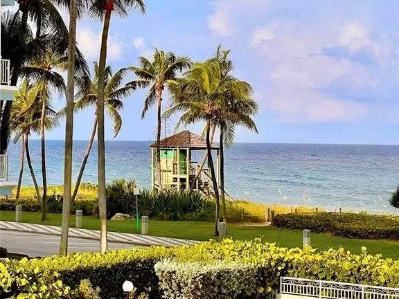 800 SE 20TH AVENUE #203 Deerfield Beach, FL 33441