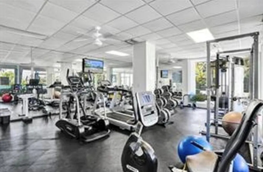 800 SE 20TH AVENUE #203 Deerfield Beach, FL 33441