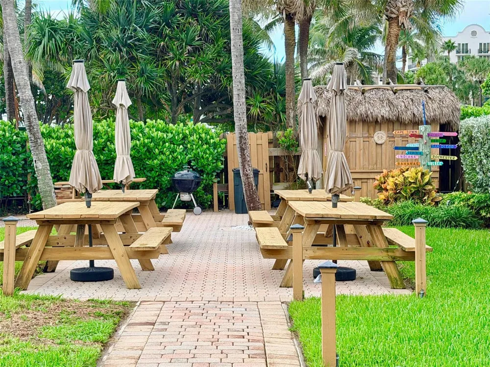 800 SE 20TH AVENUE #203 Deerfield Beach, FL 33441