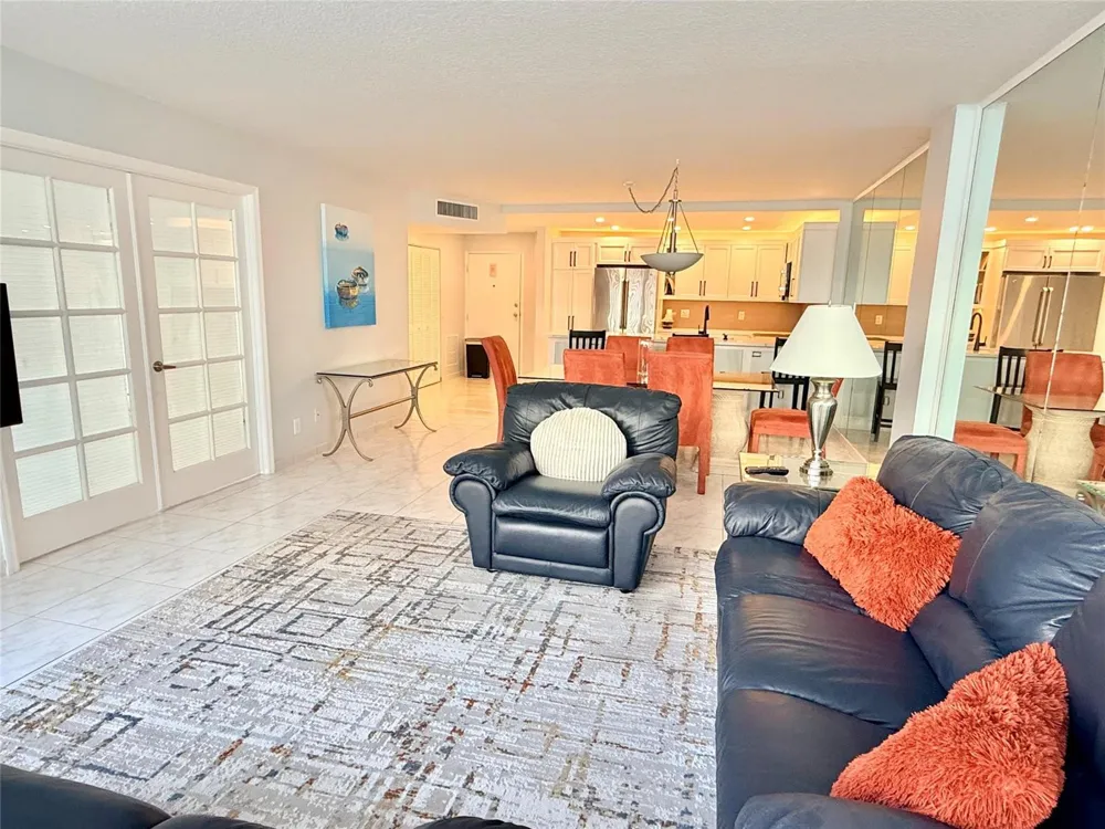 800 SE 20TH AVENUE #203 Deerfield Beach, FL 33441
