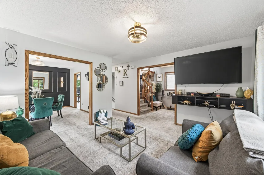 2505 Dupont Avenue Minneapolis, MN 55411