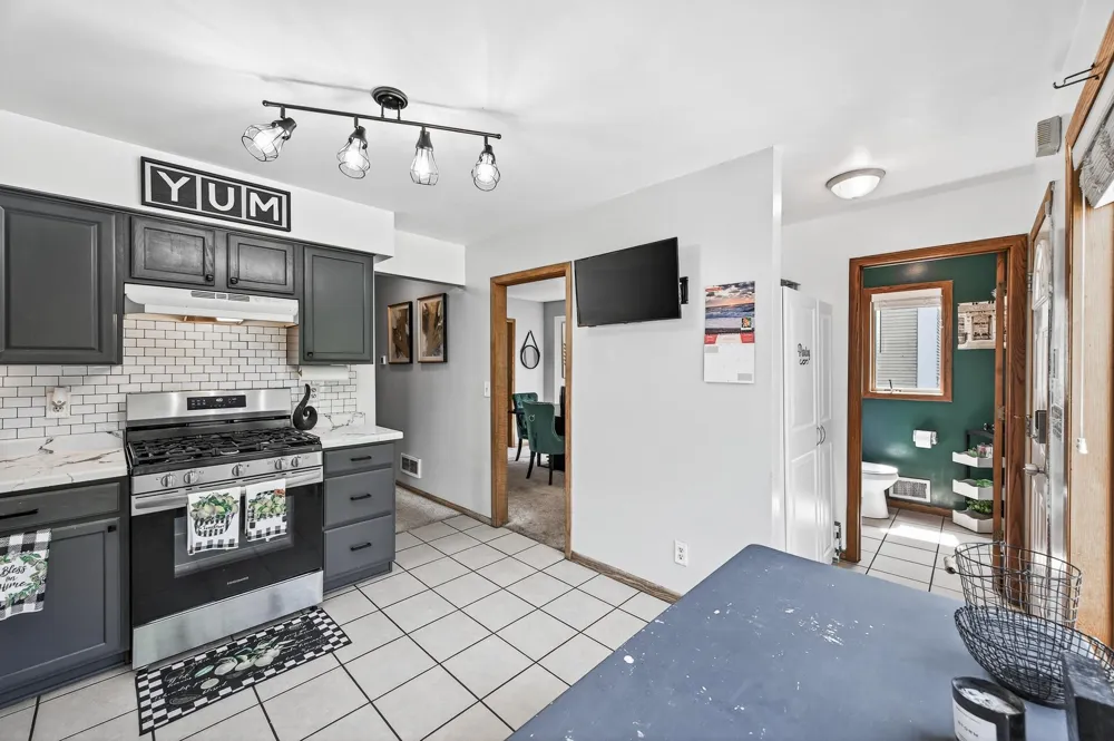 2505 Dupont Avenue Minneapolis, MN 55411