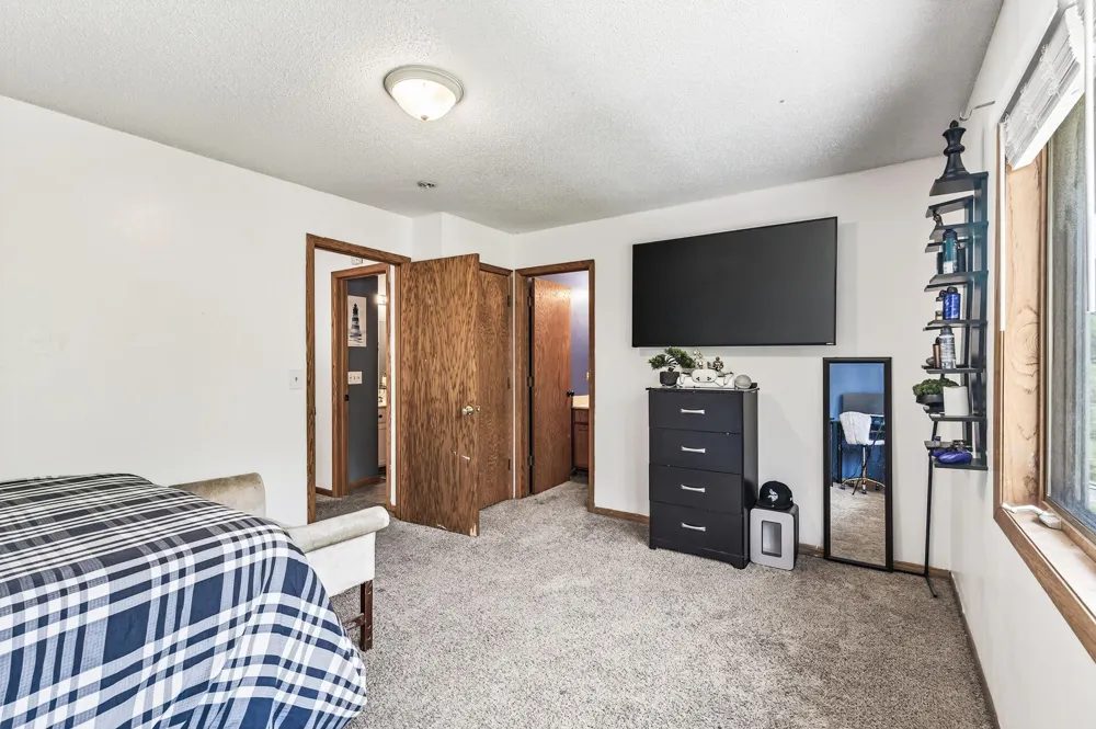 2505 Dupont Avenue Minneapolis, MN 55411