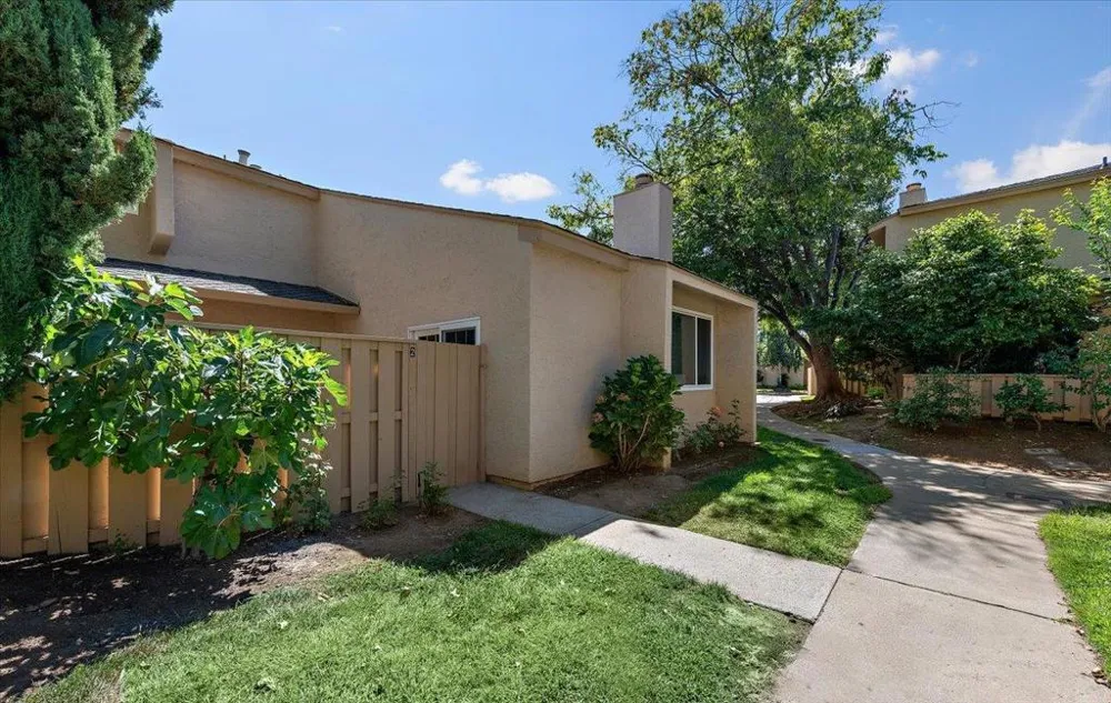 125 Connemara Way #2 Sunnyvale, CA 94087