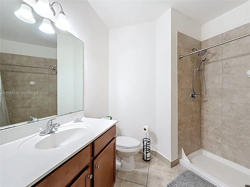 260 NW 109th Ave #206 Miami, FL 33172