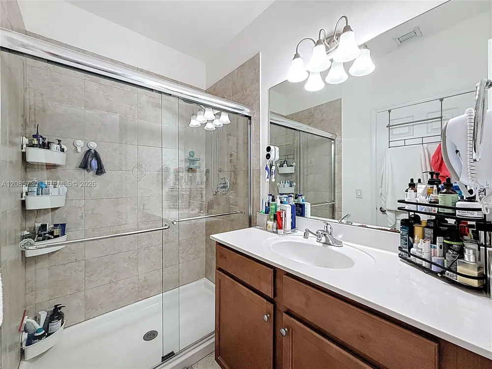 260 NW 109th Ave #206 Miami, FL 33172