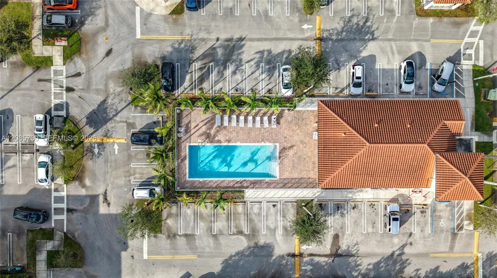 260 NW 109th Ave #206 Miami, FL 33172
