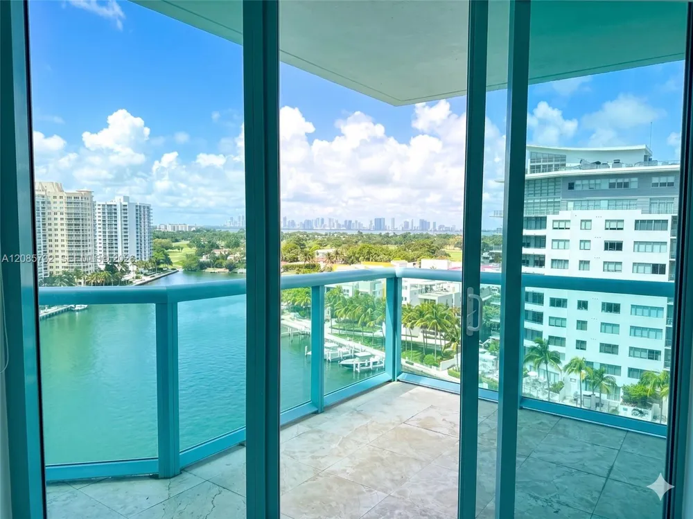 6000 Indian Creek Dr #10A Miami Beach, FL 33140