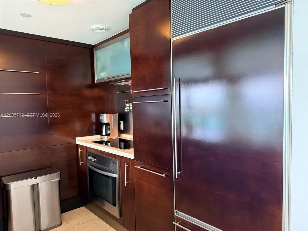 6000 Indian Creek Dr #10A Miami Beach, FL 33140