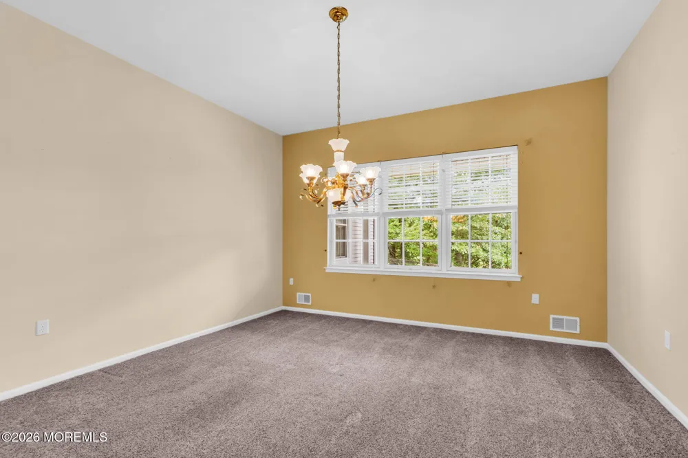 27 Congressional Road Jackson, NJ 08527