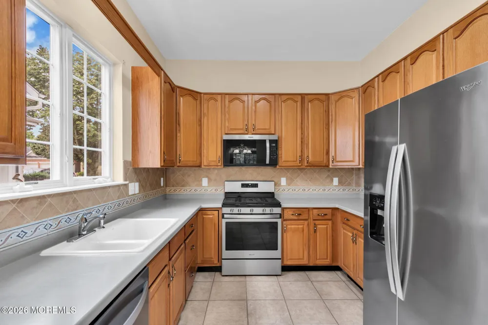 27 Congressional Road Jackson, NJ 08527