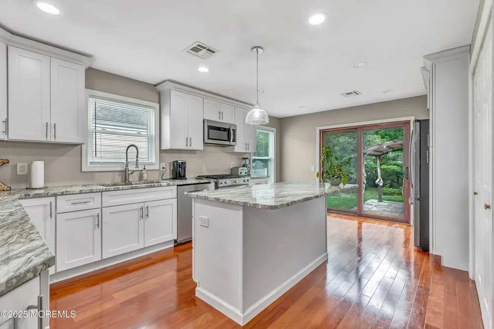 14 Santiago Drive W Toms River, NJ 08757
