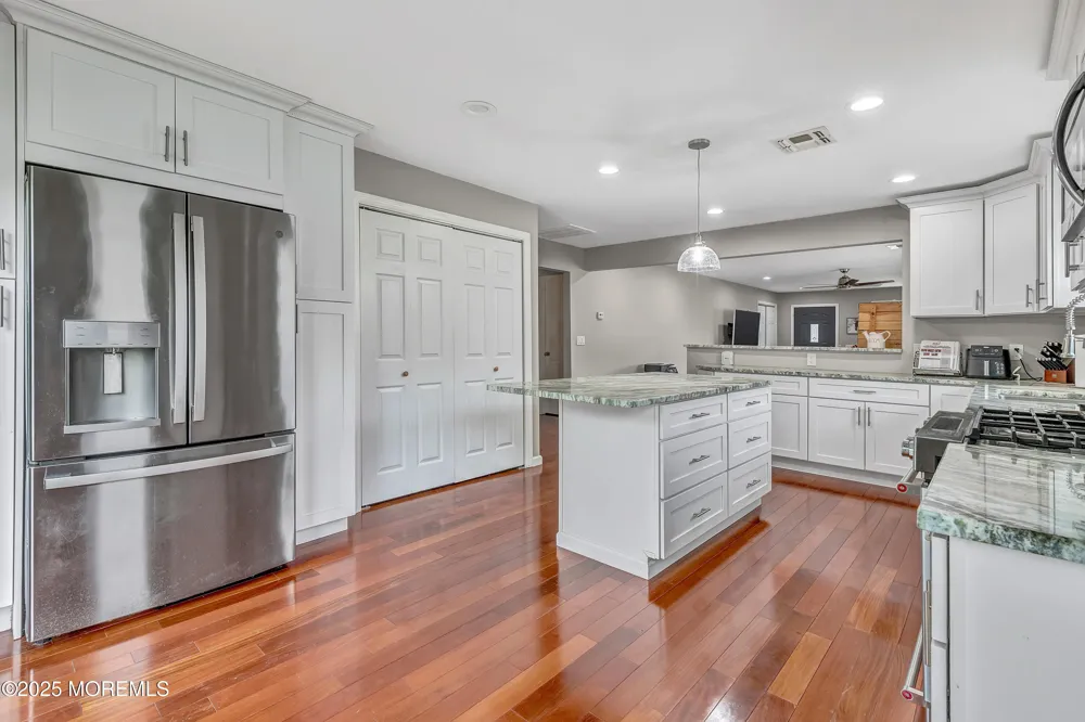 14 Santiago Drive W Toms River, NJ 08757