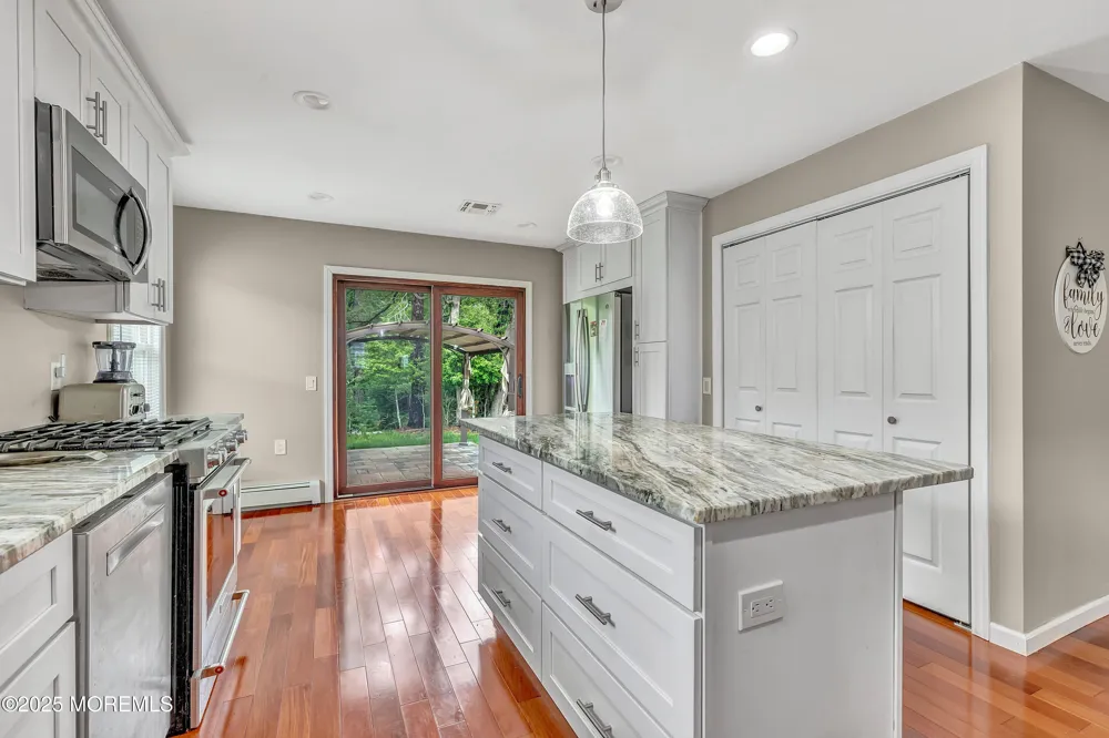 14 Santiago Drive W Toms River, NJ 08757