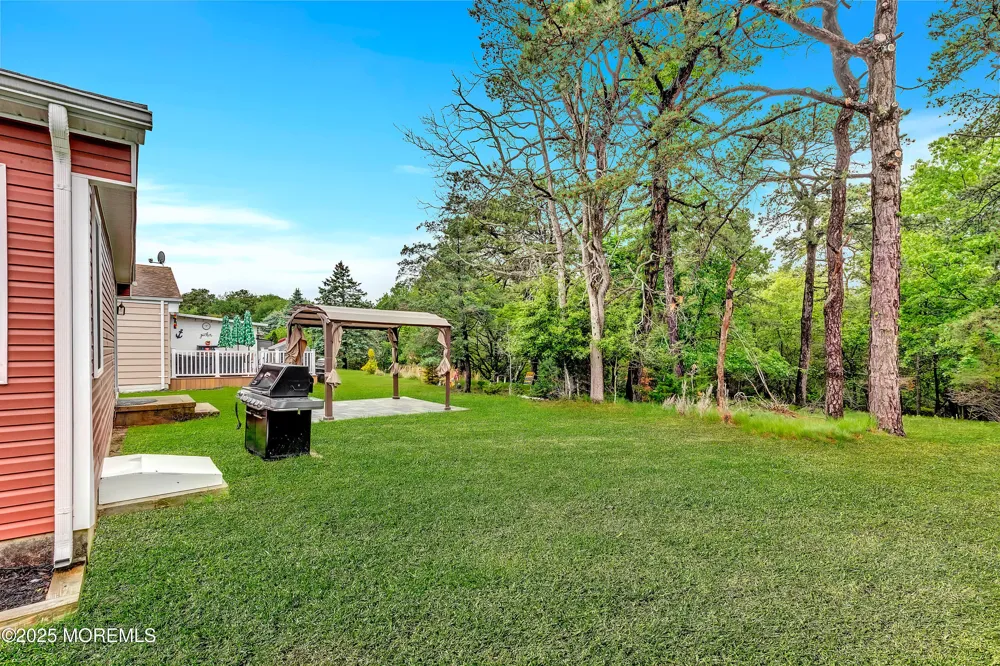 14 Santiago Drive W Toms River, NJ 08757