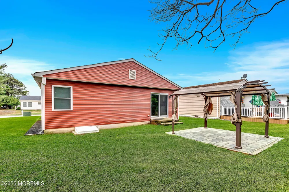 14 Santiago Drive W Toms River, NJ 08757