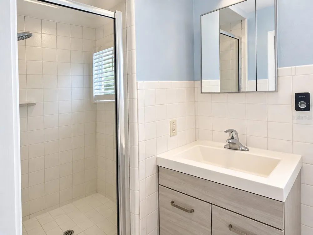 806 W WEST STREET Tampa, FL 33602