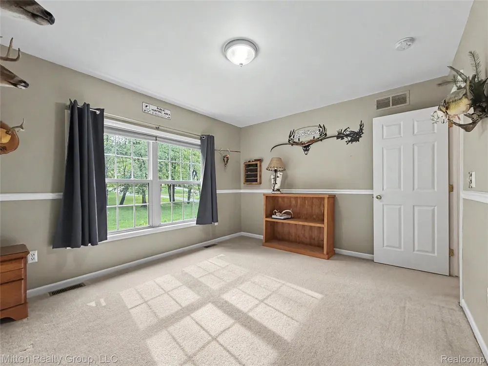 2126 Moorlands View Oceola Township, MI 48855