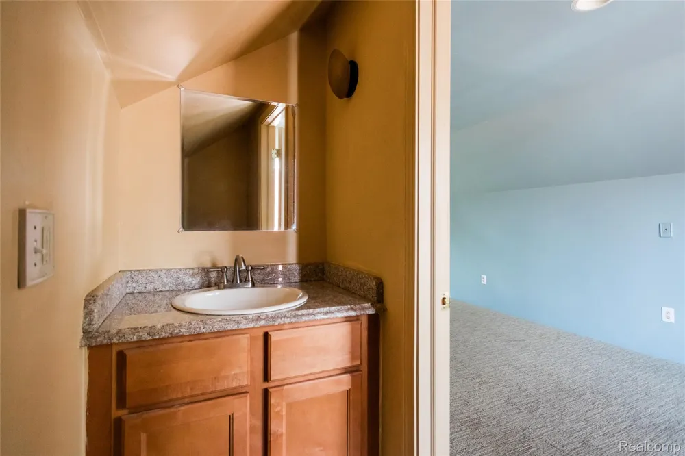 1629 21st Street Wyandotte City, MI 48192
