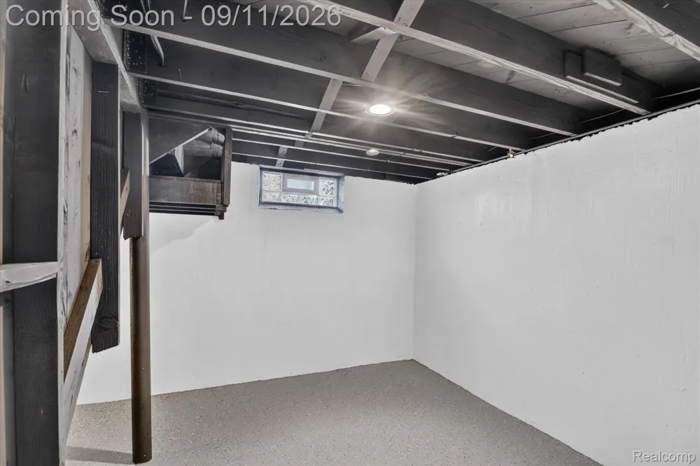 10005 Park Avenue Allen Park City, MI 48101