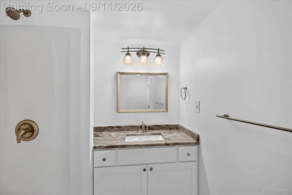 10005 Park Avenue Allen Park City, MI 48101