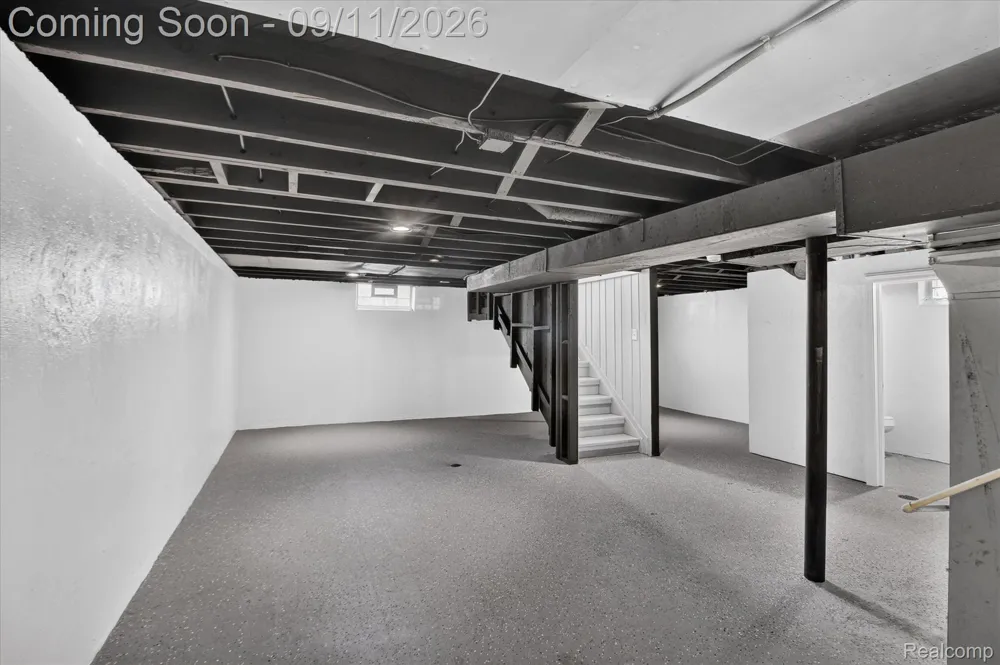 10005 Park Avenue Allen Park City, MI 48101