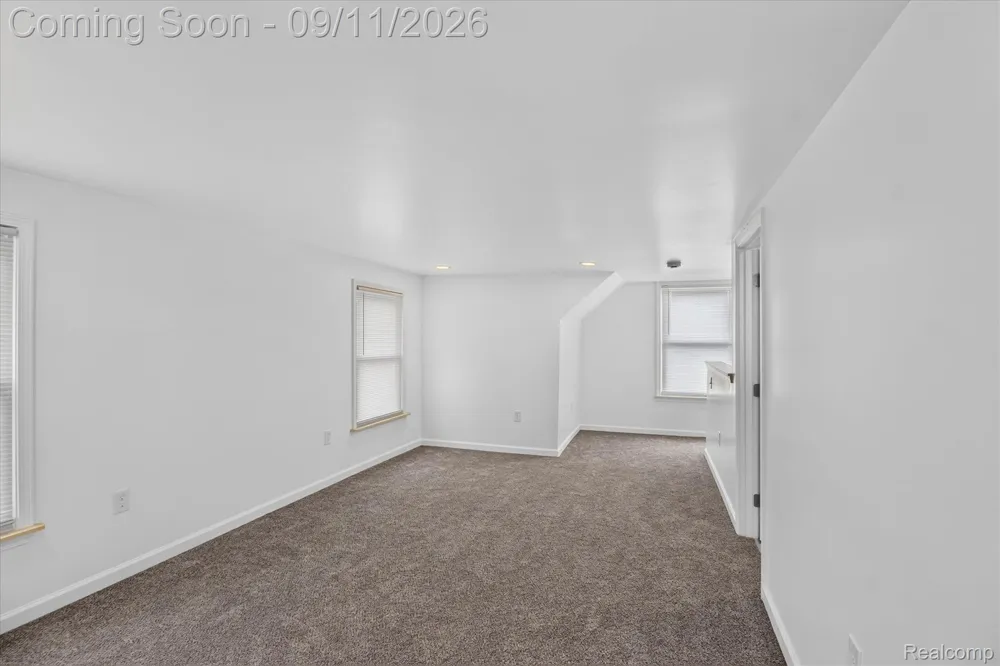 10005 Park Avenue Allen Park City, MI 48101