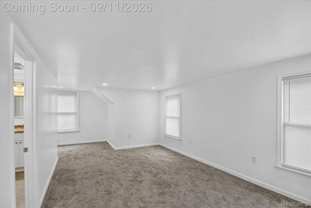 10005 Park Avenue Allen Park City, MI 48101