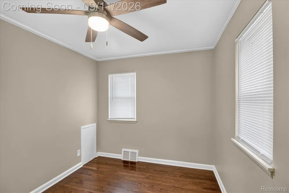 10005 Park Avenue Allen Park City, MI 48101