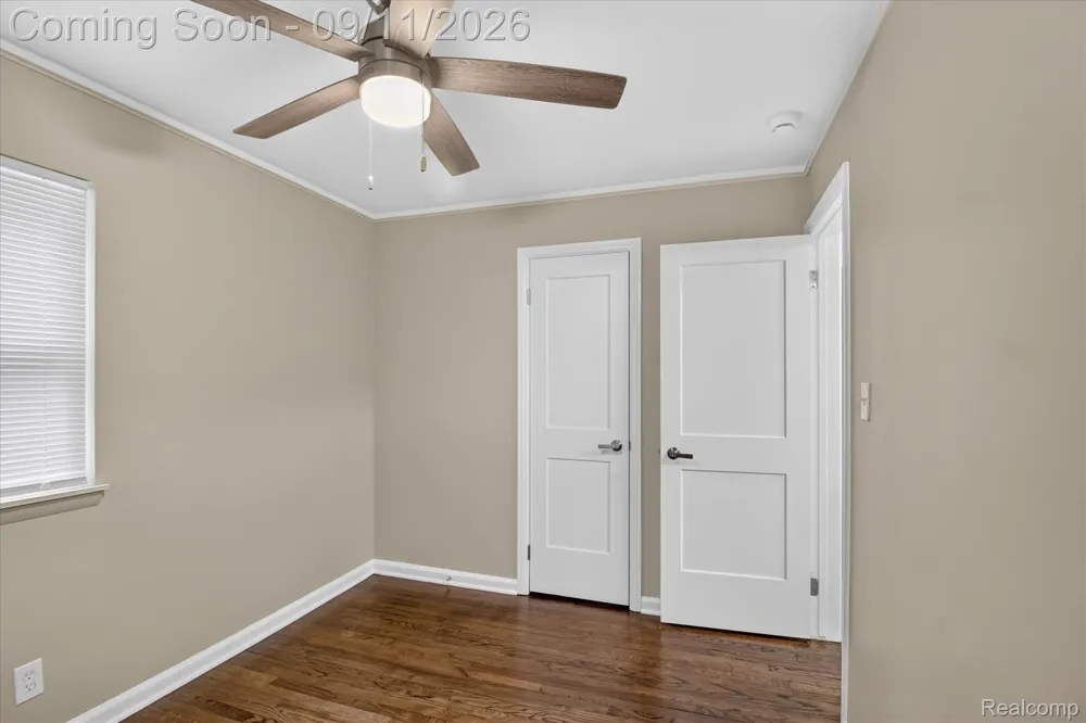 10005 Park Avenue Allen Park City, MI 48101